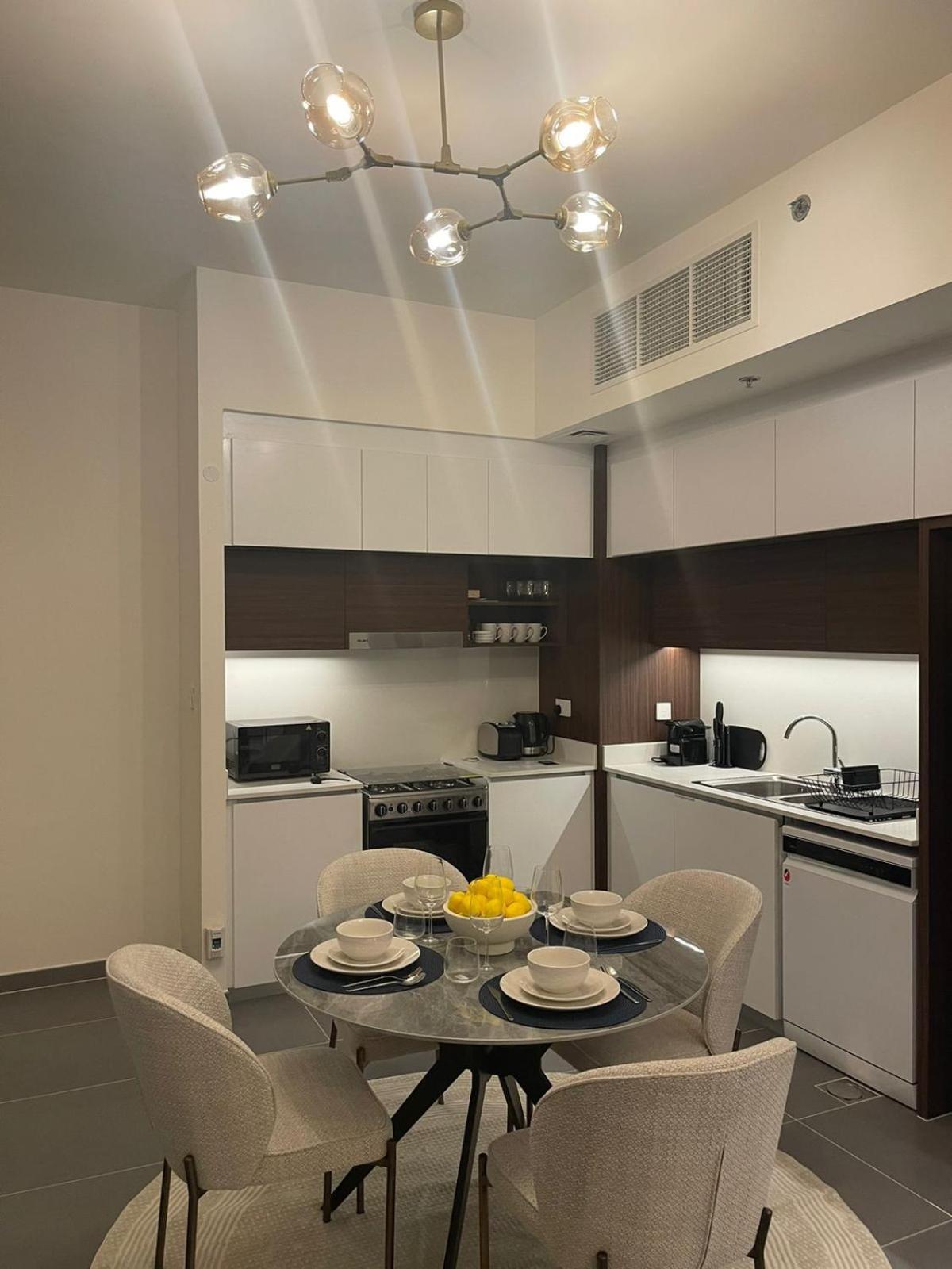 Serene 2bdr With Scenery In Creek Edge- Creek Harbour Apartment *